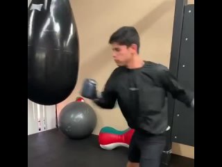 ryan garcia shows off the speed and punch of his punching bag