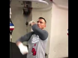 lomachenko works on pneumatics