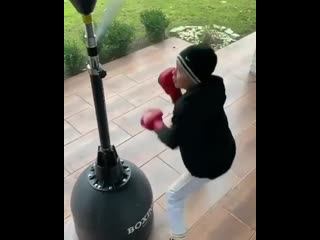 talented teen in boxing