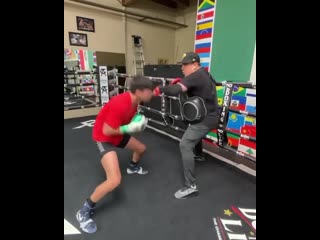 ryan garcia power work on the paws