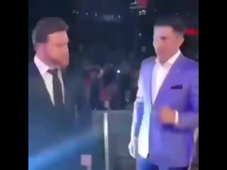 how ggg and canelo fraternized at the press conference