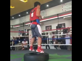 manny pacquiao works on leg mobility