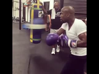 floyd mayweather works on pneumatics