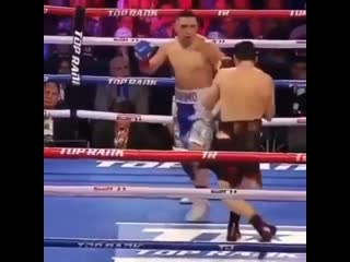 teofimo lopez feints in the ring