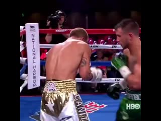 how vasily lomachenko breaks the defense of opponents