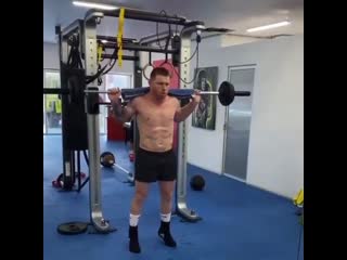 canelo works out his calves