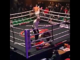 deep knockout short