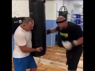 training for speed and endurance on the bag