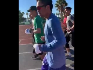 manny pacquiao morning run with fans