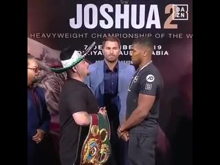 joshua ruiz face to face. battle of the eyes before the rematch