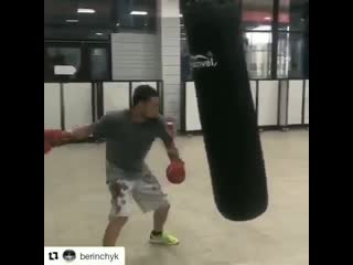 denis berinchik showed the basics of deontay wilder's technique. the trick with the foot looks especially accurate.