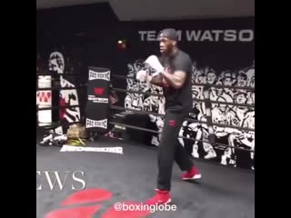 deontay wilder practicing windmill style kicks