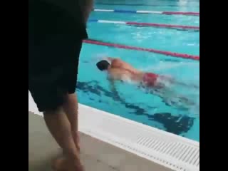 amir khan training in the pool for general endurance