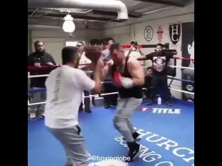 newly minted heavyweight champion andy ruiz shows off his speed workout