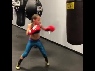 kira makogonenko is working on a power right straight