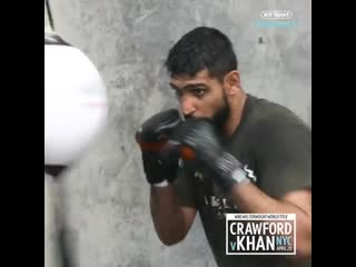 amir khan continues his training for an important career fight against terence crawford