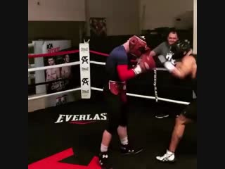 canelo alvarez sparring in preparation for fight with daniel jacobs