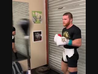 canelo alvarez shows how to work with pneumatics