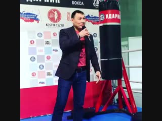 a small poetic battle by ruslan provodnikov.