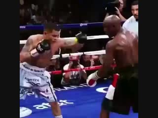 floyd mayweather is a boxing counter puncher.