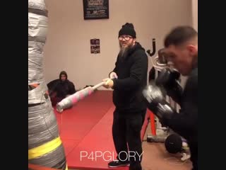 a new method of training a boxer on a heavy bag