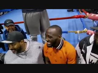 terence crawford - jose benavidez skirmish in the hall before the fight.