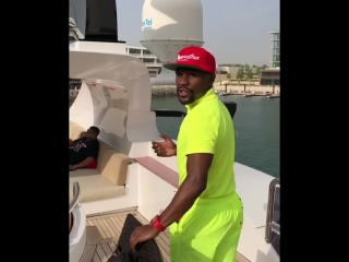 floyd mayweather vacation in dubai, united arab emirates.