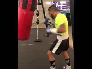 lucas matisse continues his preparation for the fight with manny pacquiao.