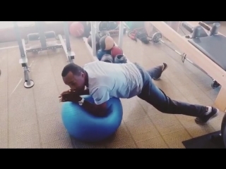 abs swing from sugar ray leonard.