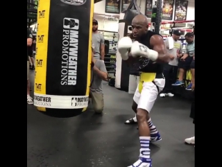 floyd mayweather speed jab.