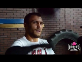 vasily lomachenko is preparing for the fight with linares.