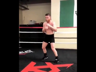 saul alvarez workout. preparing for the fight with ggg.