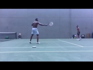 anthony joshua plays tennis.