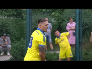 oleksandr usyk football player.